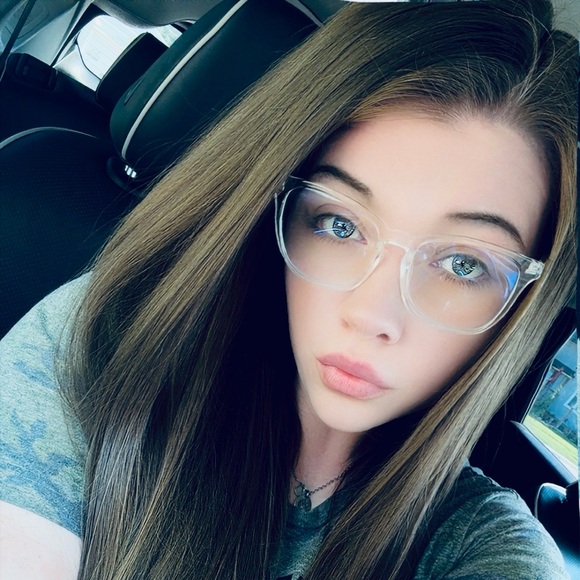 feliciaraee